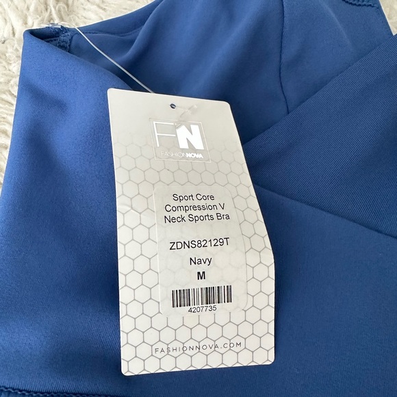 New with tags fashion nova sports bra - Picture 4 of 5